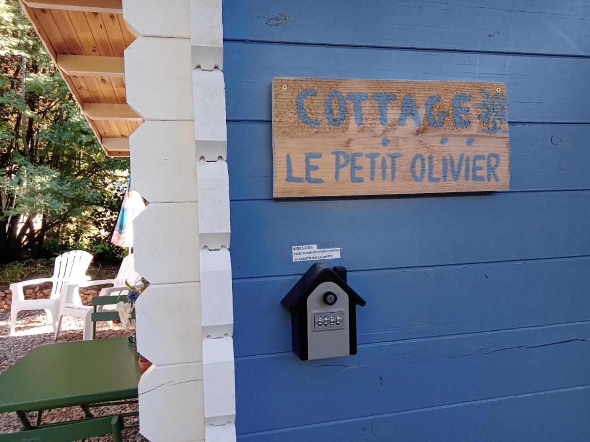 Chalet "Le Petit Olivier" Gites Appart 'Hotel L'Echappee Belle D'Aubenas Logement 2 Sur 3 外观 照片