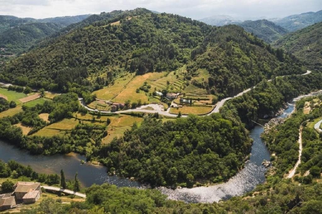 Chalet "Le Petit Olivier" Gites Appart 'Hotel L'Echappee Belle D'Aubenas Logement 2 Sur 3 外观 照片