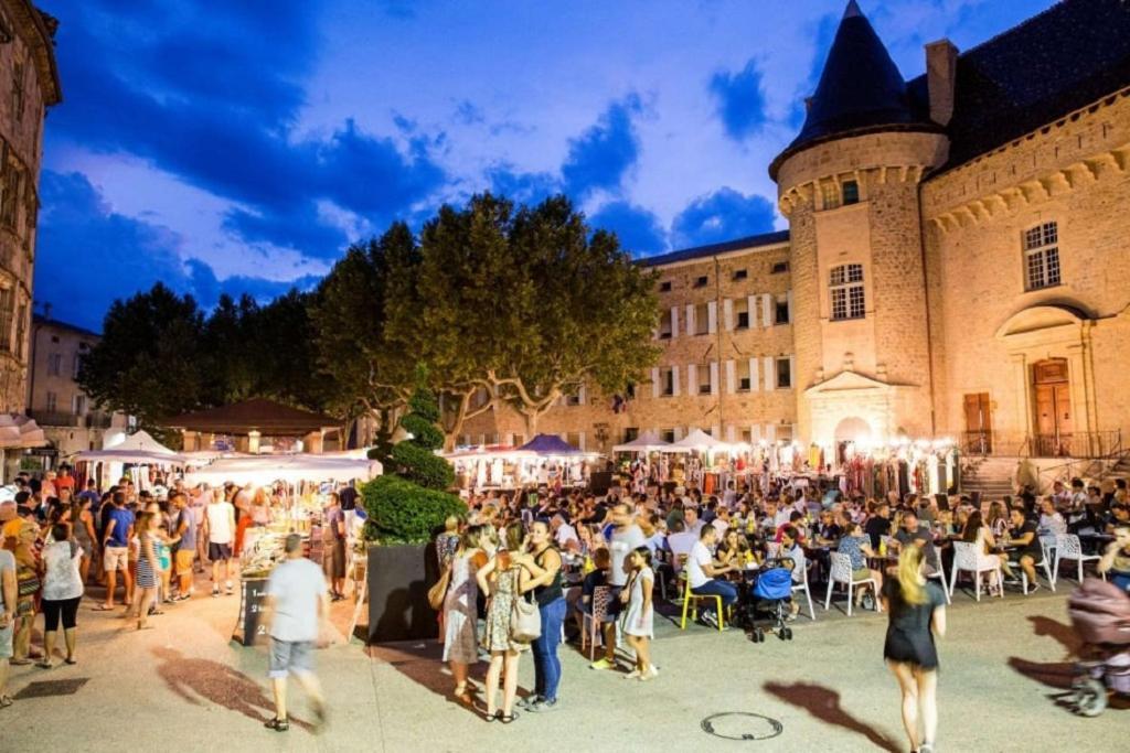 Chalet "Le Petit Olivier" Gites Appart 'Hotel L'Echappee Belle D'Aubenas Logement 2 Sur 3 外观 照片